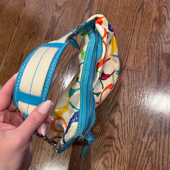 Vintage Coach shoulder bag - Picture 3 of 10